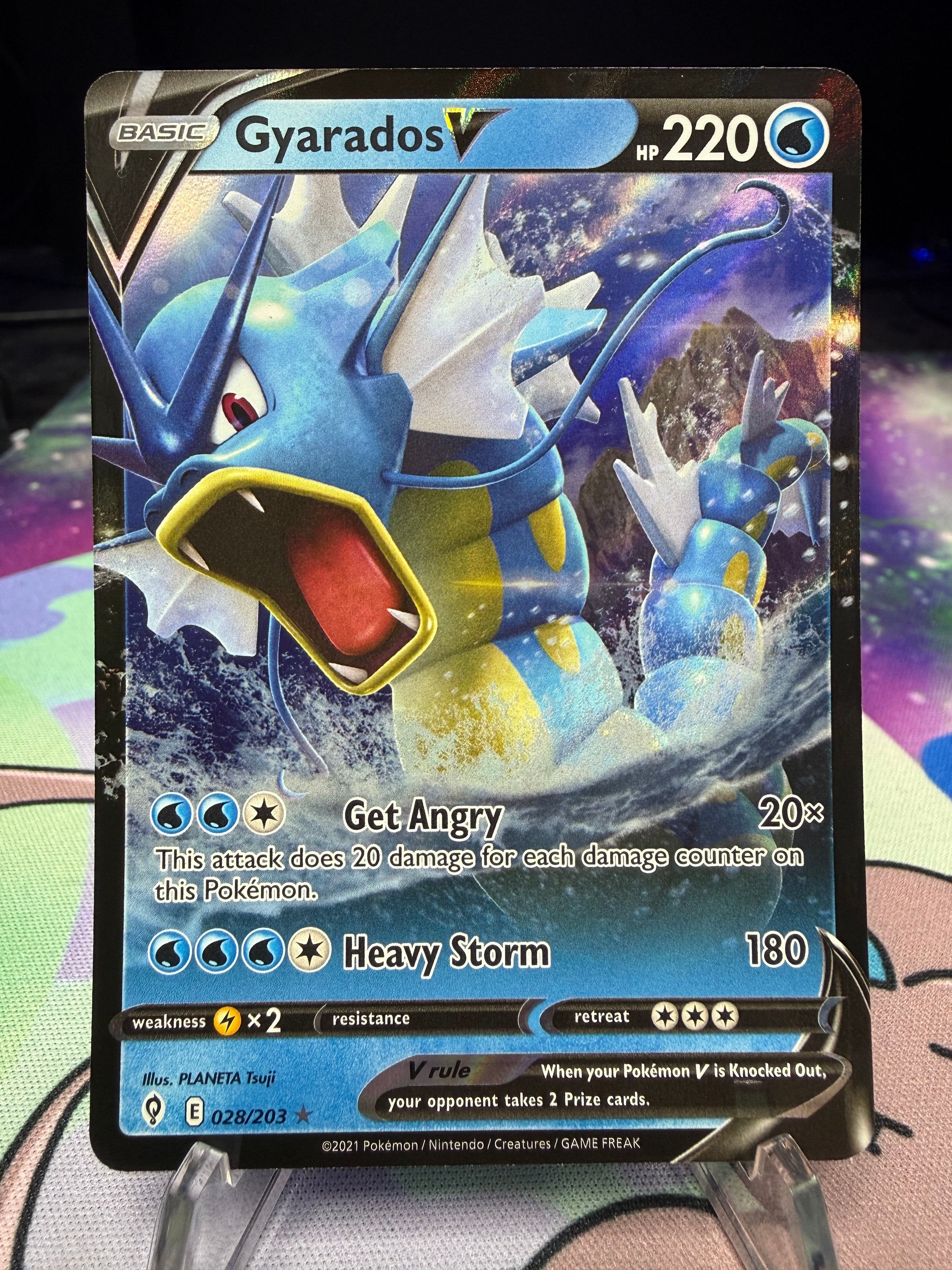gyarados v pokemon card 028/203 Pokmon Evolving Skies Ultra Rare Holo NM cementing its place as a must 028/203 Gyarados V Pokmon Card